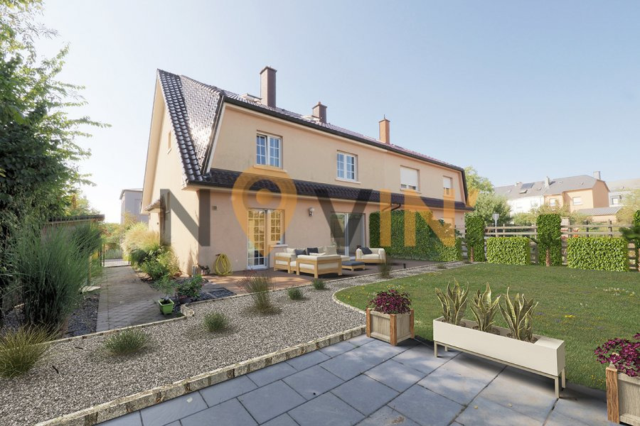 Villa à vendre 4 chambres à Strassen
