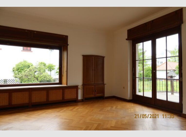 Villa zum Kauf 8 Zimmer in Homburg (DE) - Ref. 7224712