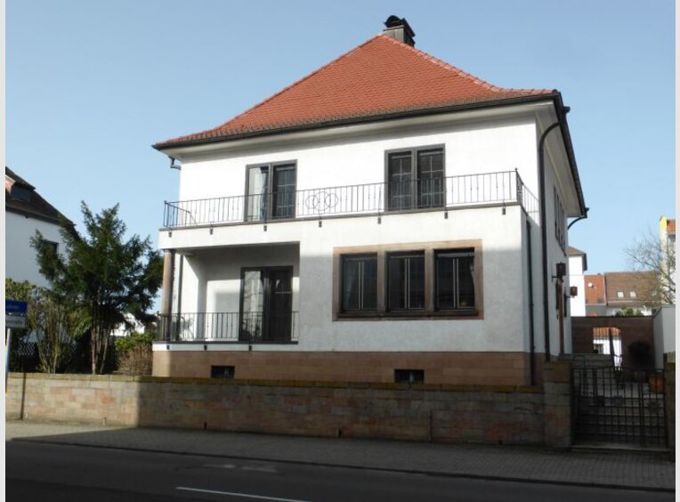Villa zum Kauf 8 Zimmer in Homburg (DE) - Ref. 7224712
