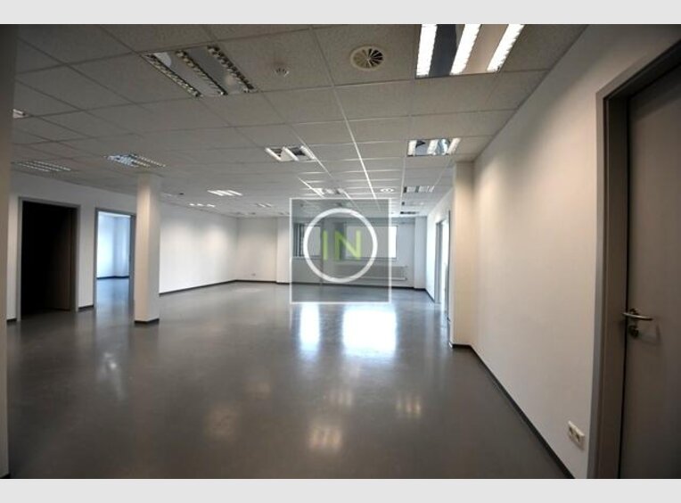 Bureau à louer à Kehlen (LU) - Réf. 6275736