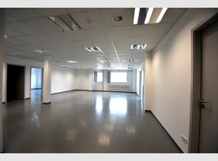 Bureau à louer à Kehlen (LU) - Réf. 6275736