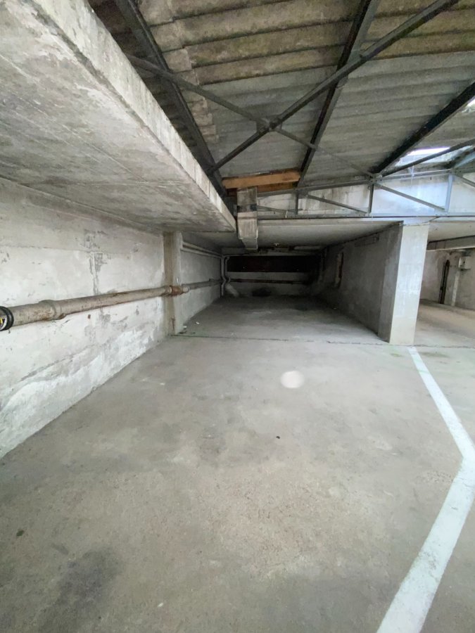 Garage fermé à vendre à Metz-Gare