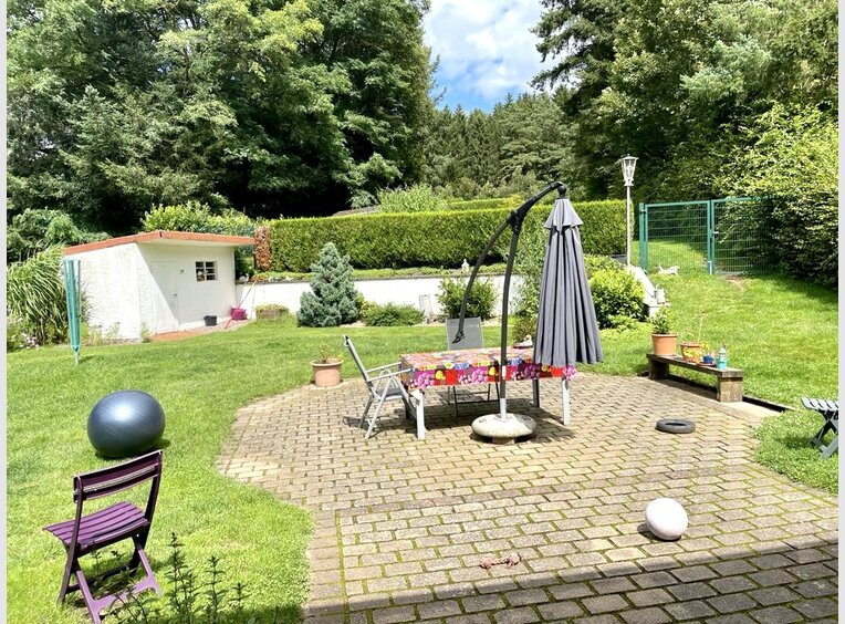 Haus zum Kauf 10 Zimmer in Mettlach (DE) - Ref. 7273880