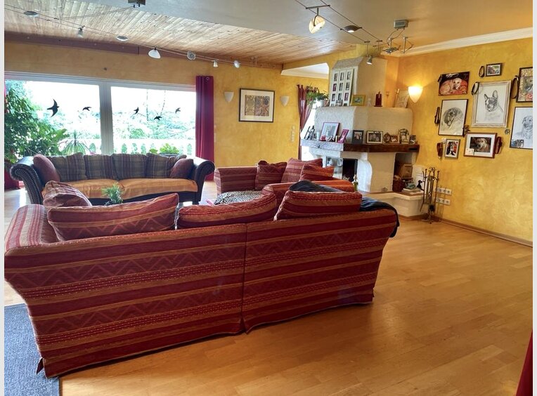 Haus zum Kauf 10 Zimmer in Mettlach (DE) - Ref. 7273880