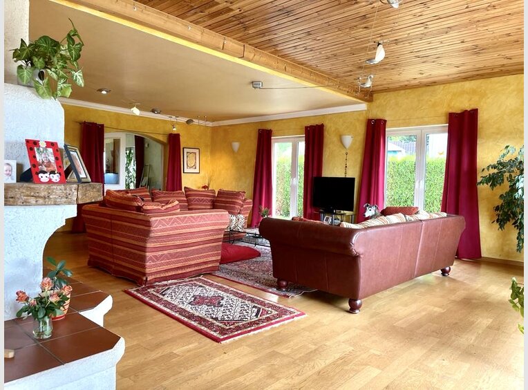 Haus zum Kauf 10 Zimmer in Mettlach (DE) - Ref. 7273880