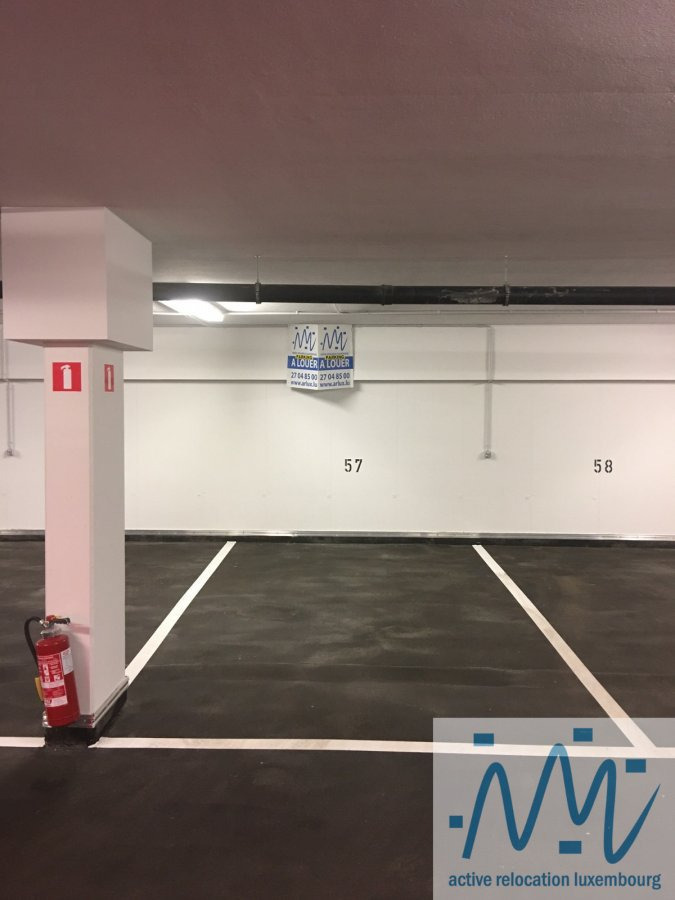 Garage fermé à louer à Luxembourg-Kirchberg