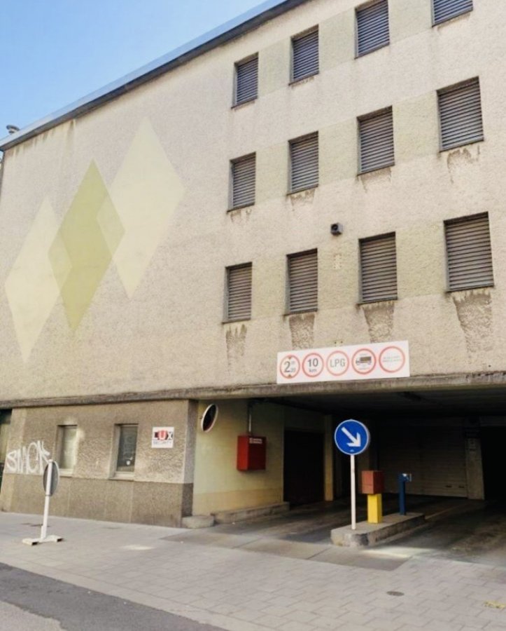 Garage fermé