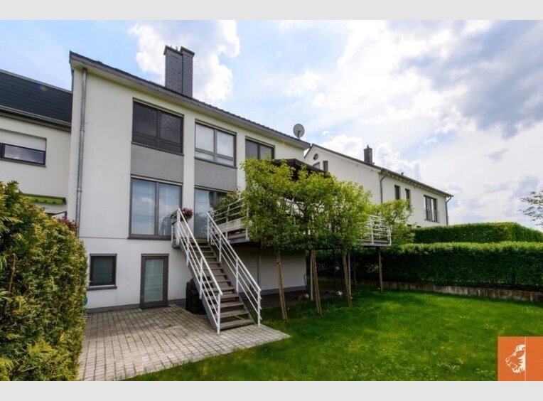 Maison jumelée à vendre 6 Chambres à Contern (LU) - Réf. 6375864