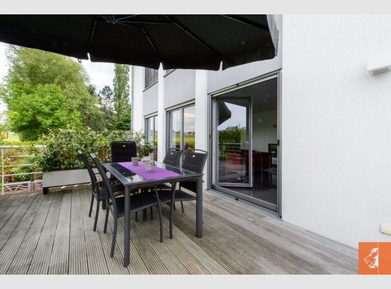 Maison jumelée à vendre 6 Chambres à Contern (LU) - Réf. 6375864