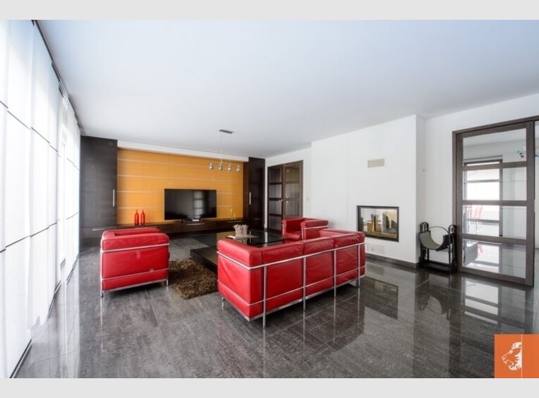 Maison jumelée à vendre 6 Chambres à Contern (LU) - Réf. 6375864