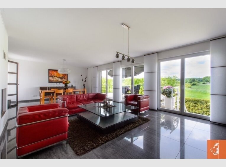 Maison jumelée à vendre 6 Chambres à Contern (LU) - Réf. 6375864