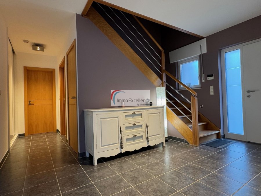 Maison individuelle à vendre 6 chambres à Dudelange