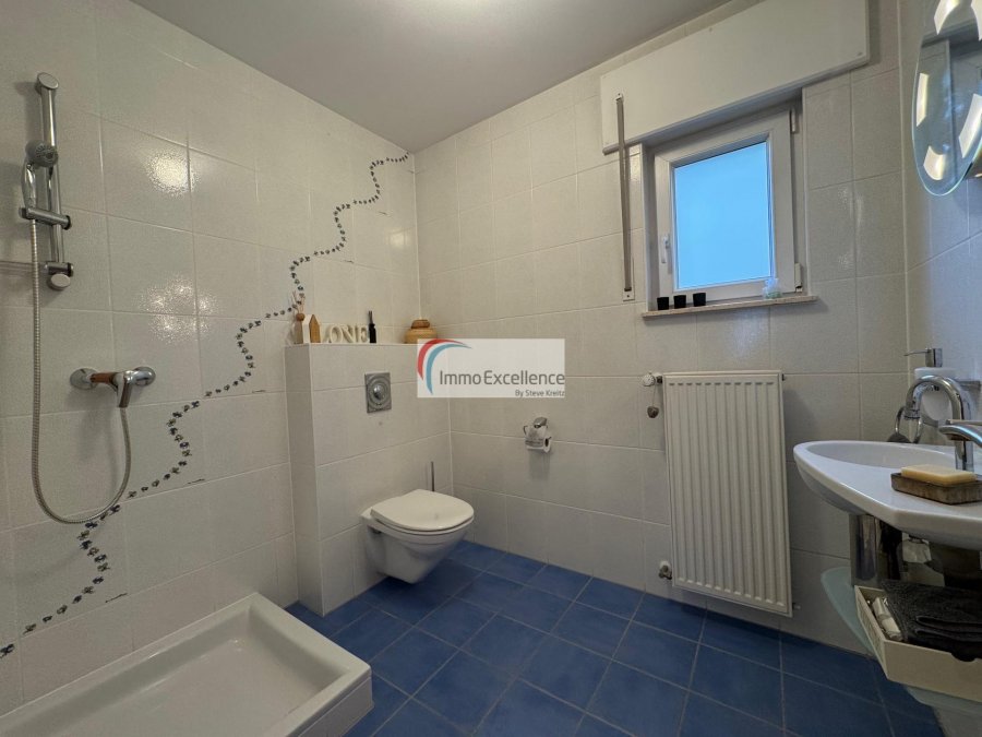 Maison individuelle à vendre 6 chambres à Dudelange