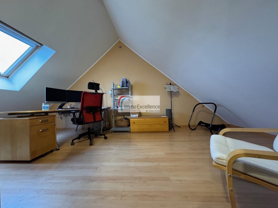 Maison individuelle à vendre 6 chambres à Dudelange