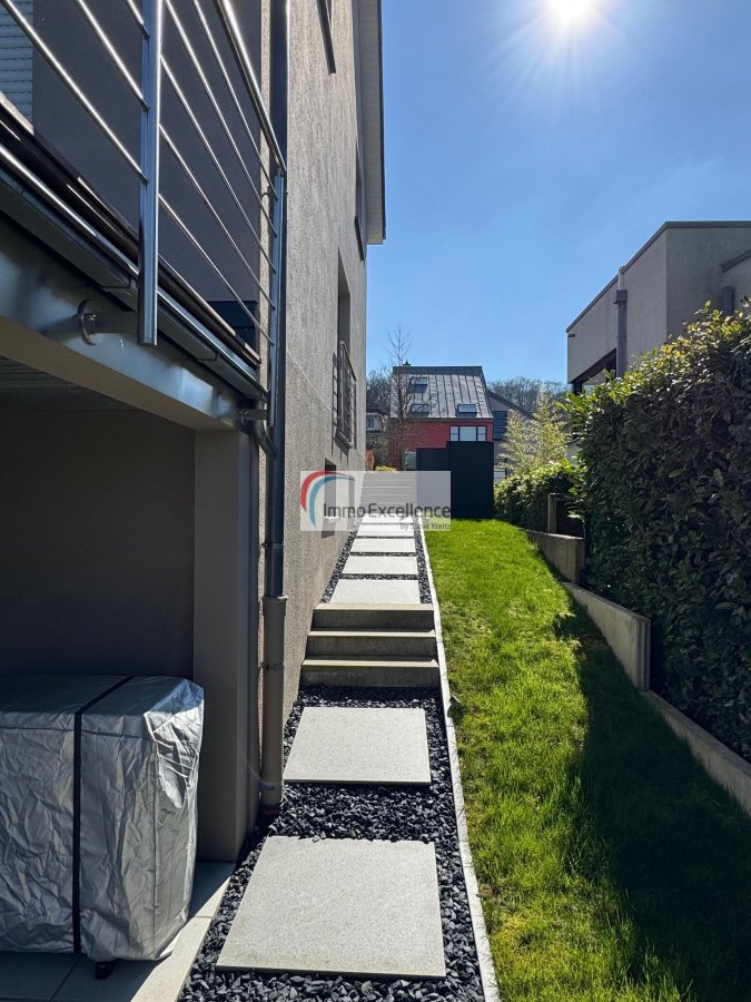 Maison individuelle à vendre 6 chambres à Dudelange