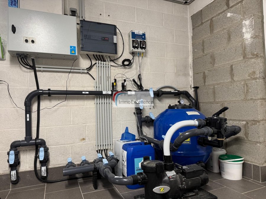 Maison individuelle à vendre 6 chambres à Dudelange