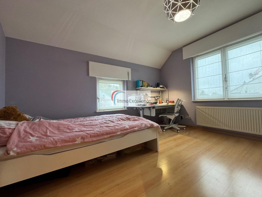 Maison individuelle à vendre 6 chambres à Dudelange