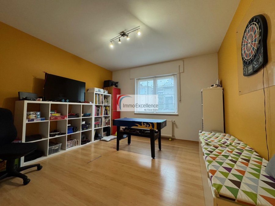 Maison individuelle à vendre 6 chambres à Dudelange