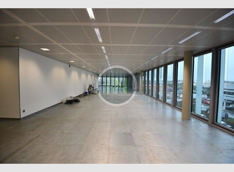 Bureau à louer à Bertrange (LU) - Réf. 6962872