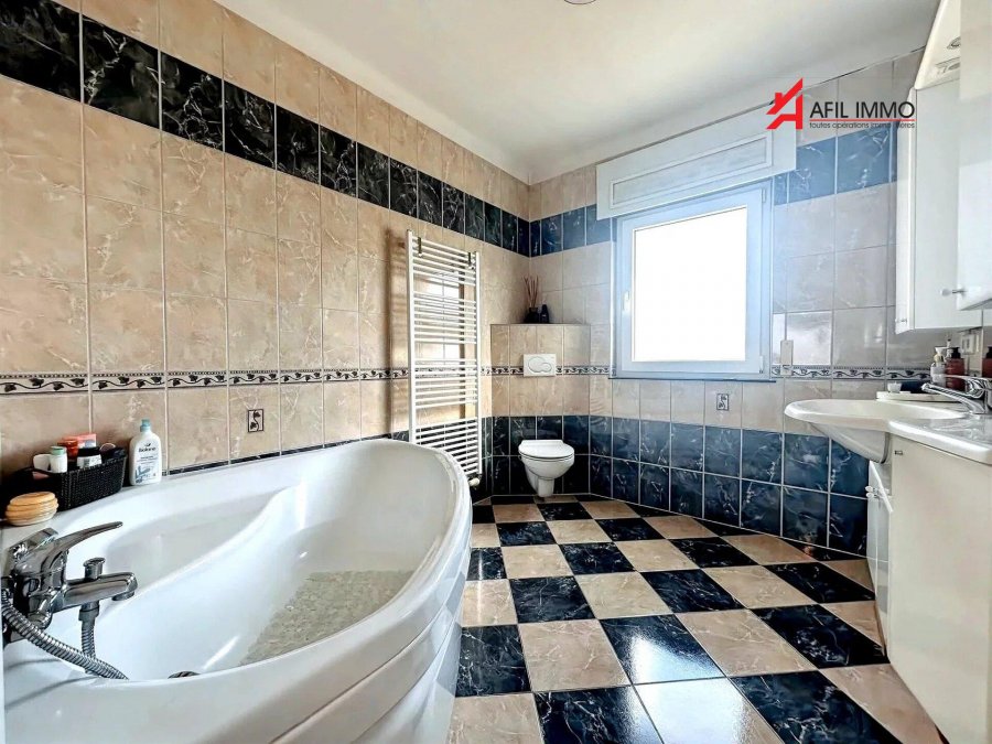 Maison à vendre 3 chambres à Niederkorn