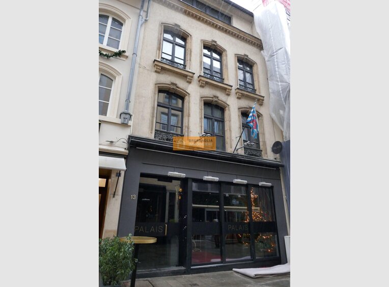 Bureau à louer 2 Chambres à Luxembourg-Centre ville - Réf. 6633176