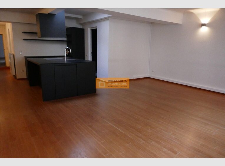 Bureau à louer 2 Chambres à Luxembourg-Centre ville - Réf. 6633176