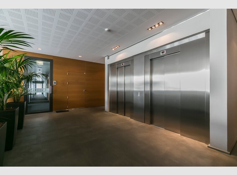 Bureau à louer à Luxembourg (LU) - Réf. 7098072