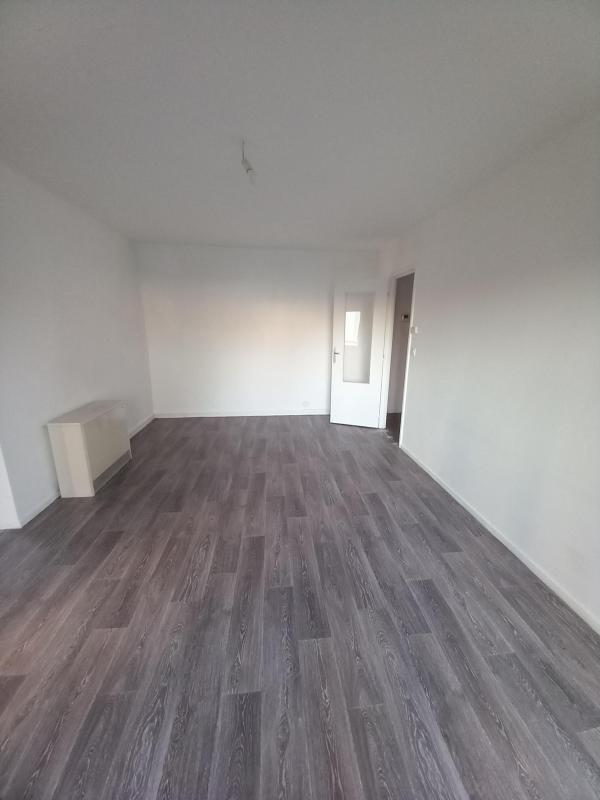 Apartment in Saint-Avold - View 5