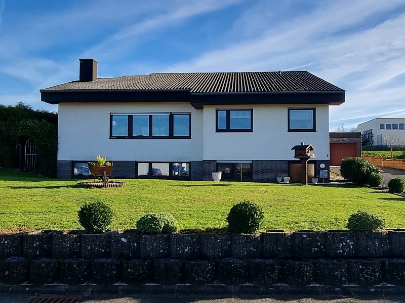 Haus zu verkaufen 6 Schlafzimmer in Kyllburg