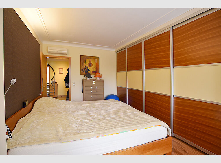 Duplex for sale 4 bedrooms in Luxembourg (LU) - Ref. 6928681
