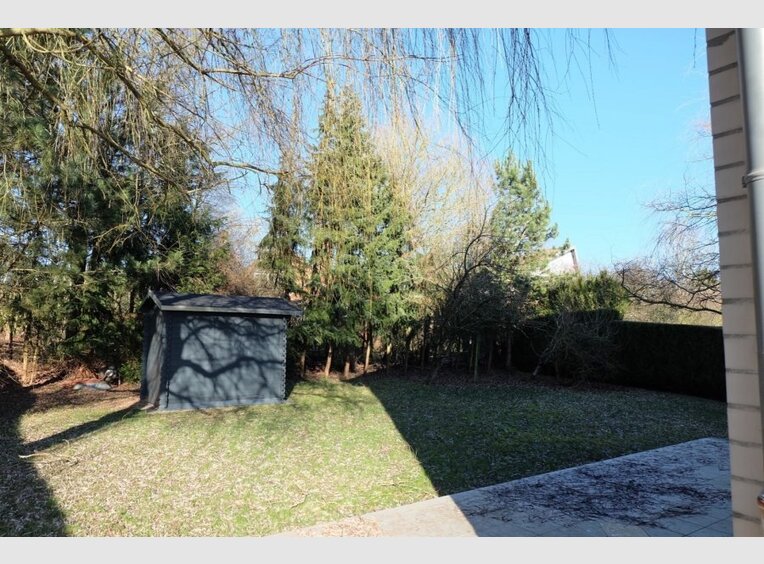 Maison individuelle à vendre 6 Chambres à Niederanven - Réf. 6676793