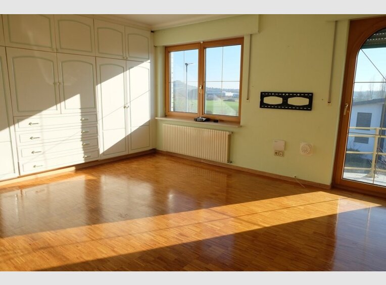 Maison individuelle à vendre 6 Chambres à Niederanven - Réf. 6676793