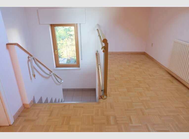Maison individuelle à vendre 6 Chambres à Niederanven - Réf. 6676793