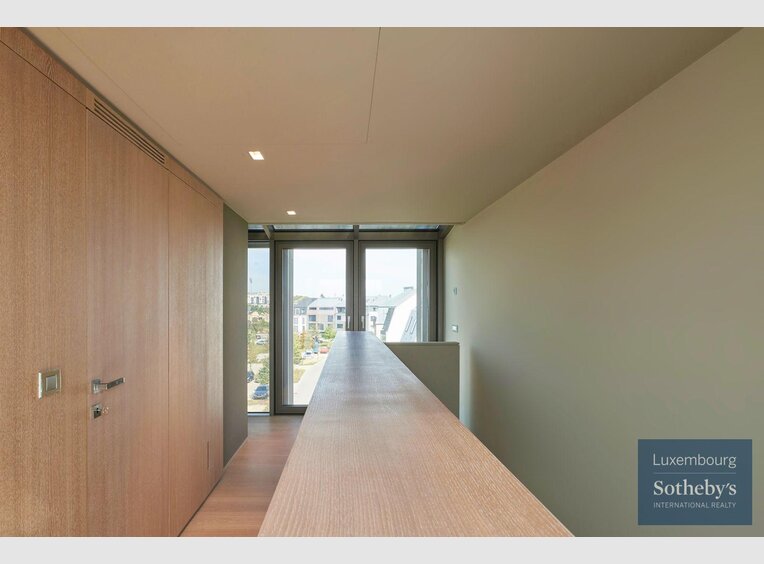 House for sale 5 bedrooms in Luxembourg (LU) - Ref. 7112505