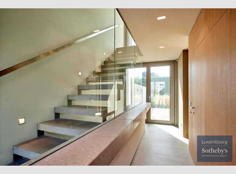 House for sale 5 bedrooms in Luxembourg (LU) - Ref. 7112505