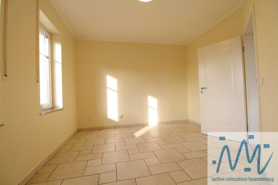 Maison jumelée à louer 3 chambres à Leudelange
