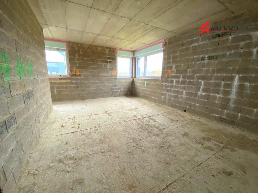 Maison individuelle à vendre 6 chambres à Bous