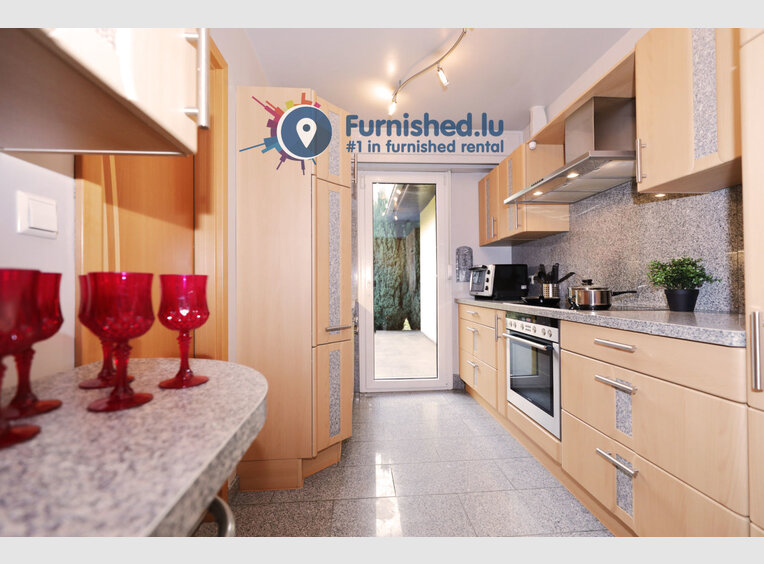 Schlafzimmer zur Miete 8 Zimmer in Leudelange (LU) - Ref. 7045001