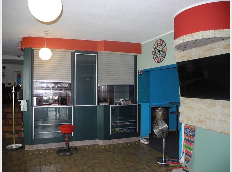 Haus zum Kauf 12 Zimmer in Bitburg (DE) - Ref. 7000777