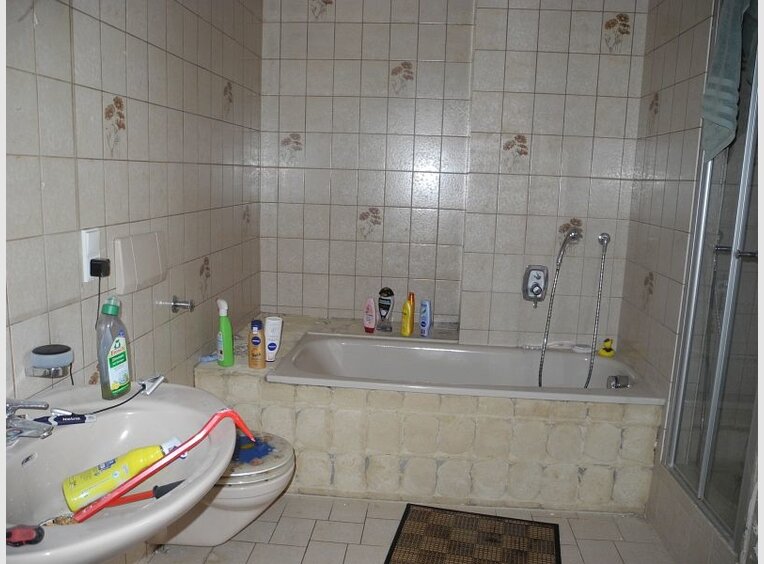 Haus zum Kauf 12 Zimmer in Bitburg (DE) - Ref. 7000777