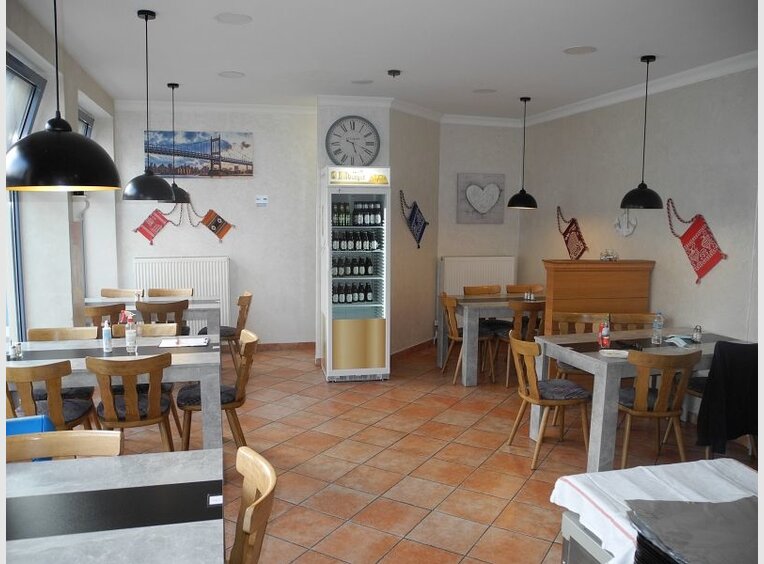 Haus zum Kauf 12 Zimmer in Bitburg (DE) - Ref. 7000777