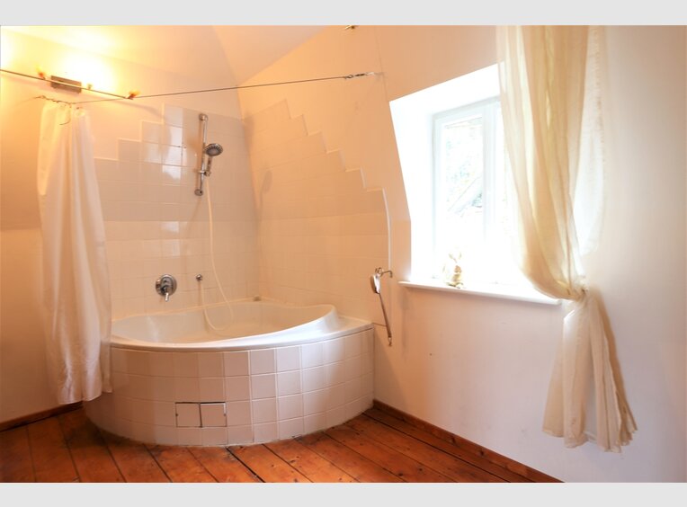 Villa à louer 8 Pièces à Traben-Trarbach (DE) - Réf. 6722505