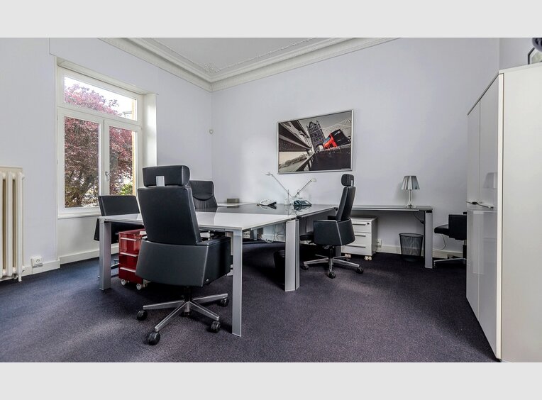 Bureau à louer à Luxembourg-Centre ville - Réf. 6414041