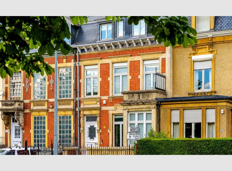 Bureau à louer à Luxembourg-Centre ville - Réf. 6414041