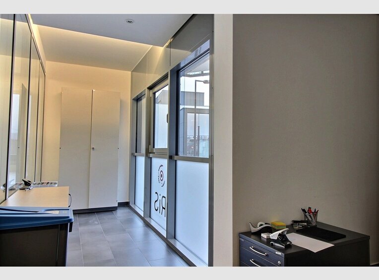 Bureau à louer 6 Chambres à Luxembourg (LU) - Réf. 6623481