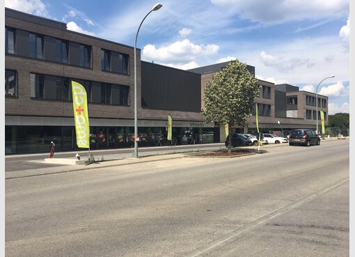 Local commercial à louer à Leudelange (LU) - Réf. 5985017