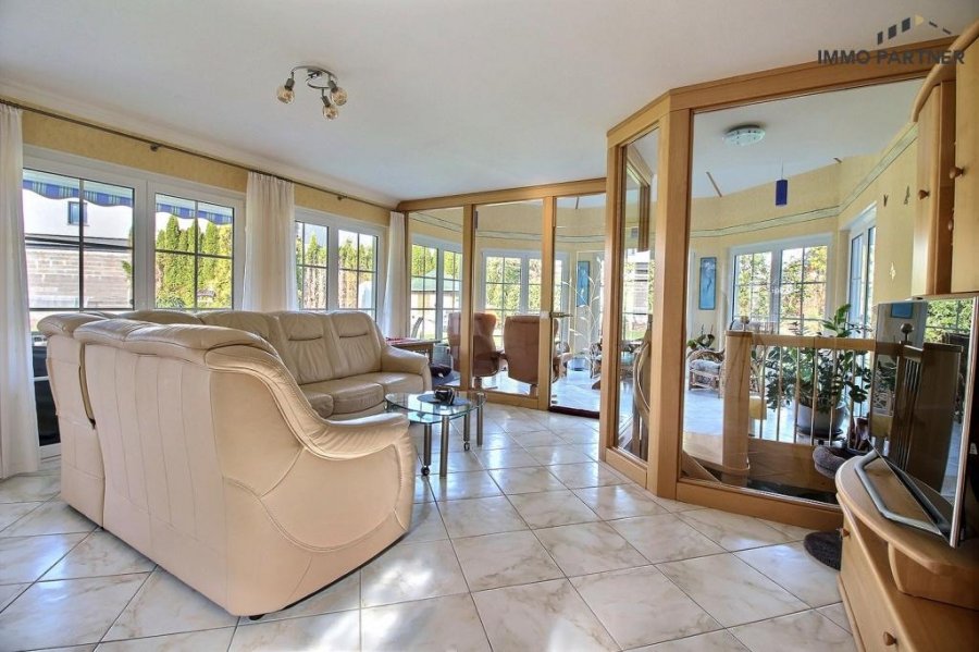 Villa zu verkaufen 5 Schlafzimmer in Daleiden