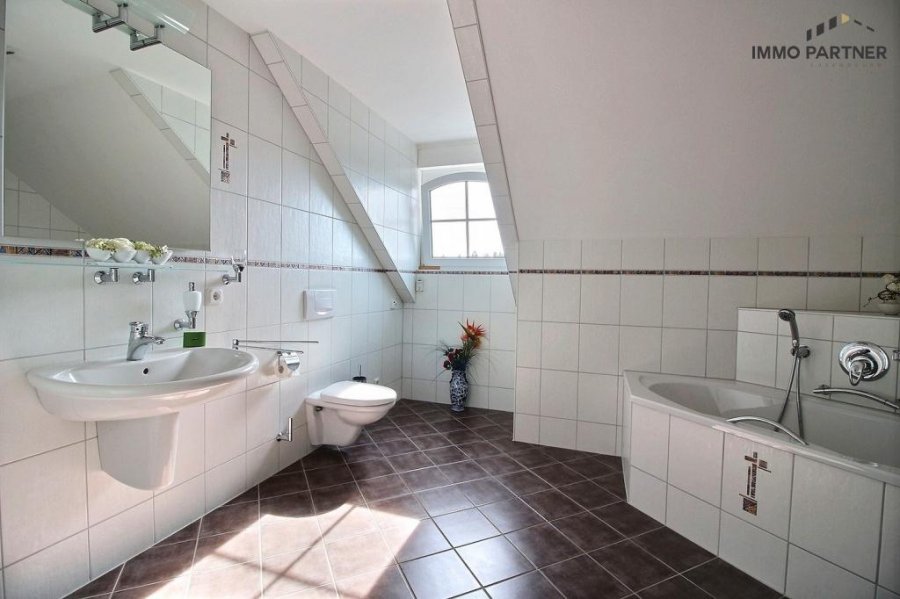 Villa zu verkaufen 5 Schlafzimmer in Daleiden