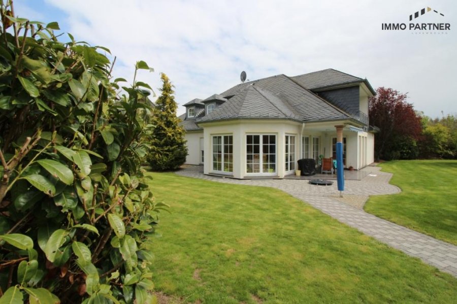 Villa zu verkaufen 5 Schlafzimmer in Daleiden