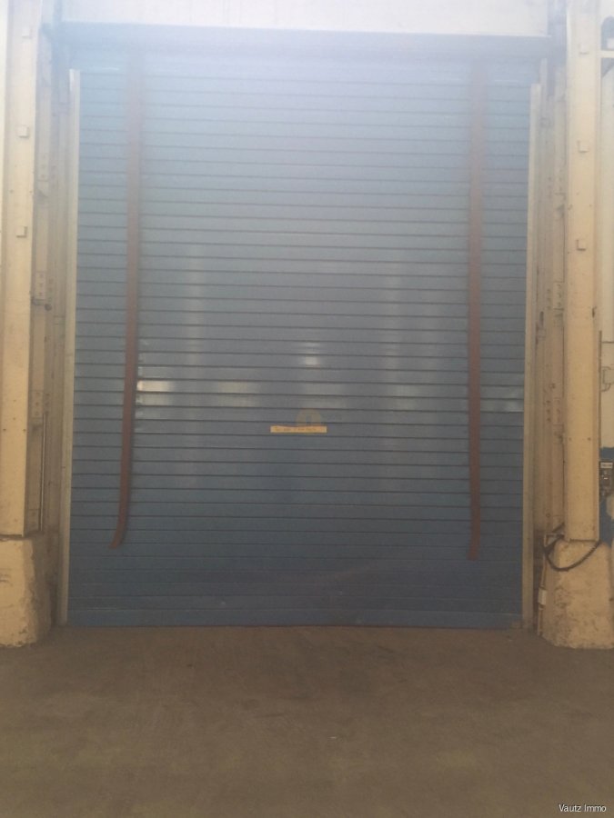 louer entrepôt 0 chambre 1376 m² wecker photo 6